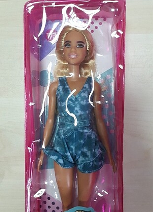 Barbie Fashionistas 172 Numara Barbie Oyuncak Bebek %20 İndirimli - Gardrops