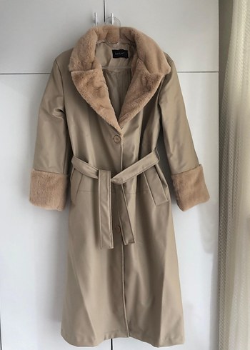 Peluş detaylı deri kaban