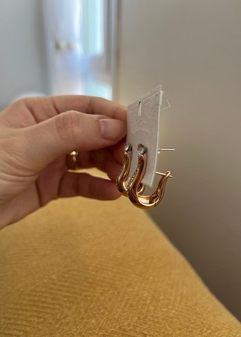 2 ÇİFT Altın Renkli Midi Küçük Kadın Küpeleri - Görsel 2