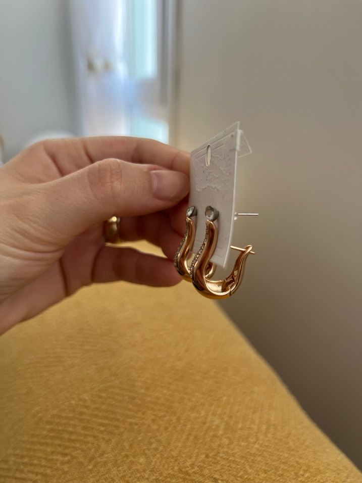 2 ÇİFT Altın Renkli Midi Küçük Kadın Küpeleri - Görsel 2