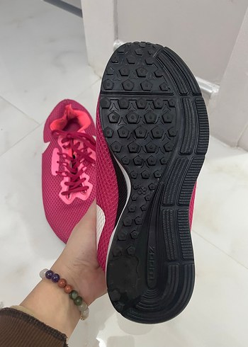 NIKE KADIN SPOR AYAKKABI - Görsel 2