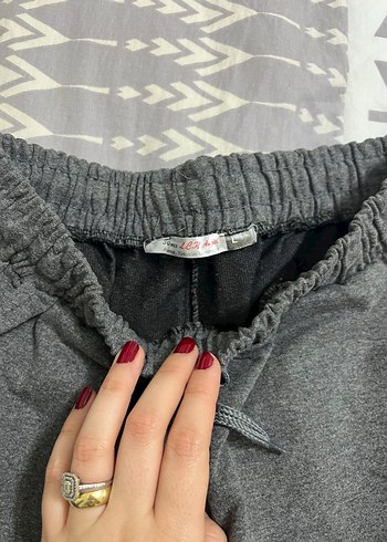 GRİ VE SİYAH EŞOFMAN - Görsel 2