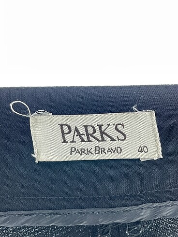 40 Beden siyah Renk Park Bravo Kumaş Pantolon %70 İndirimli.