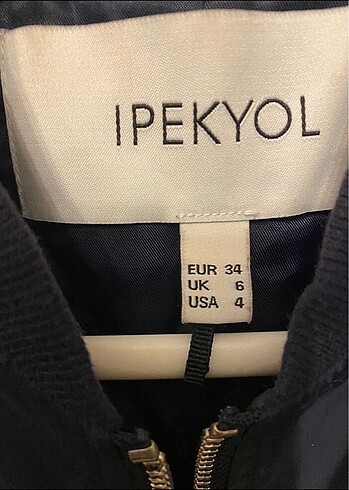 İpekyol Trenchcoat