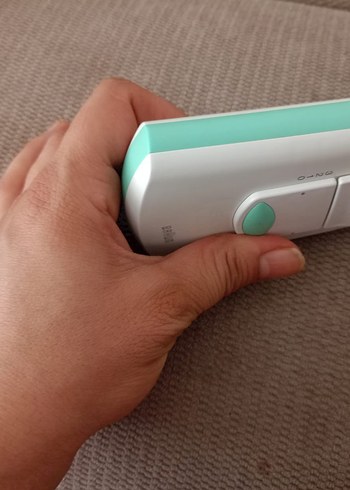 Beden Renk Beyaz Braun Epilatör ve Şarj Aleti