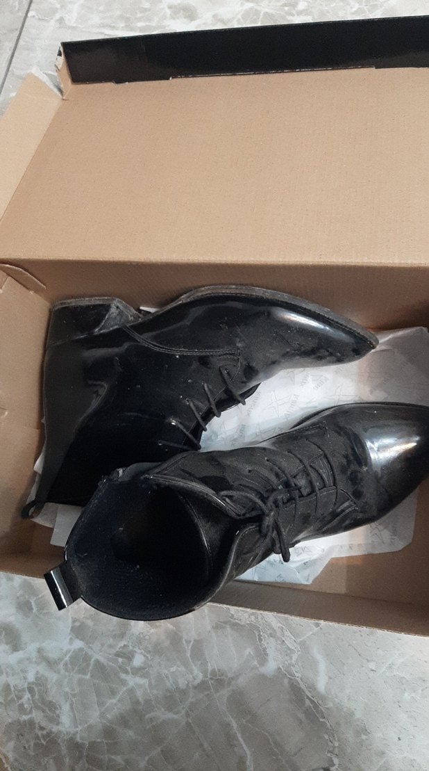 Siyah Deri Goth Tarzı Tokalı Topuklu Kadın Bot - Görsel 2