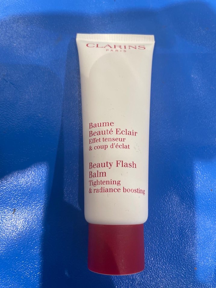 Clarins Beauty Flash Balm Sıkılaştırıcı Nemlendirici - Görsel 3