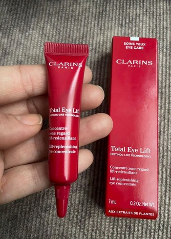 Clarins Total Eye Lift Göz Bakım Konsantresi 7ml - Görsel 3