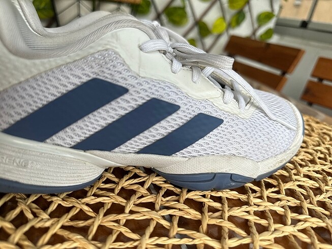 37 Beden Adidas spor ayakkabı
