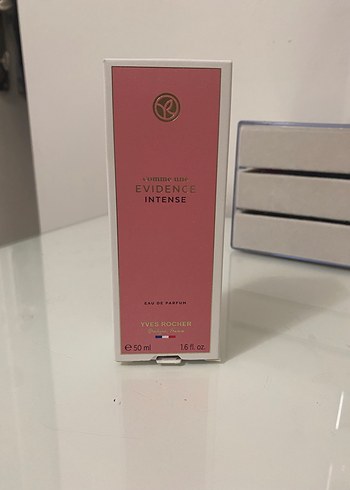 Yves Rocher Intense Evidence Kadın Parfümü 50 ml