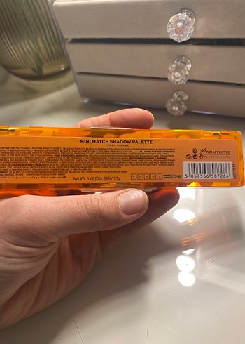 Revolution Turuncu Parlak Eyeshadow Paleti - Görsel 2