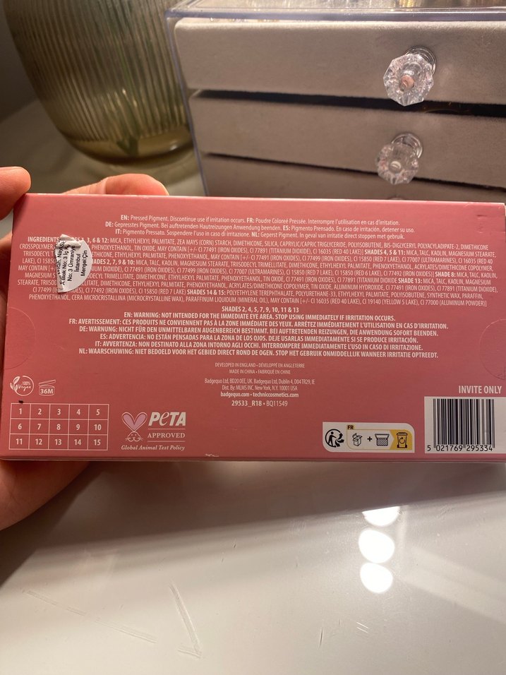 Technic Işıltılı Far Paleti - Görsel 2