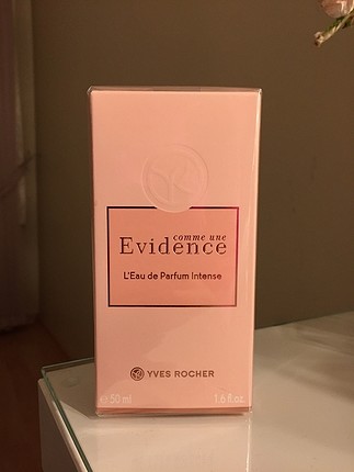 Evidence intense parfüm