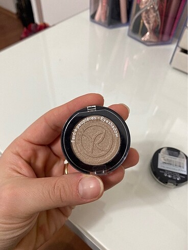  Beden Yves rocher farlar