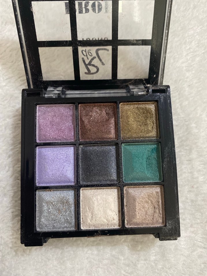 Çok Renkli Koyu Far Paleti - Görsel 2