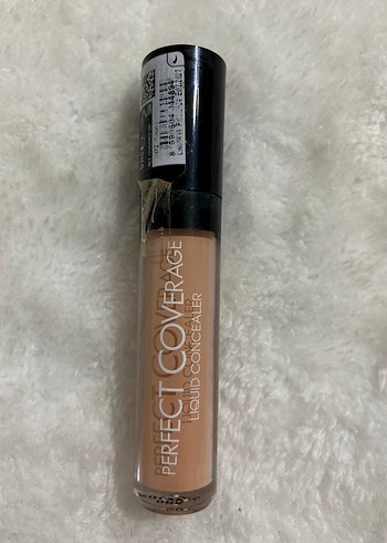 Beden İkili fiyattır.. concealer kapatıcılar.