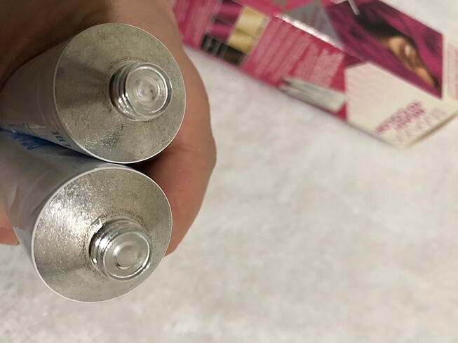 Sıfır kutulu ?. maxx deluxe pembe saç boyası.. 2 tüp boya - Görsel 3