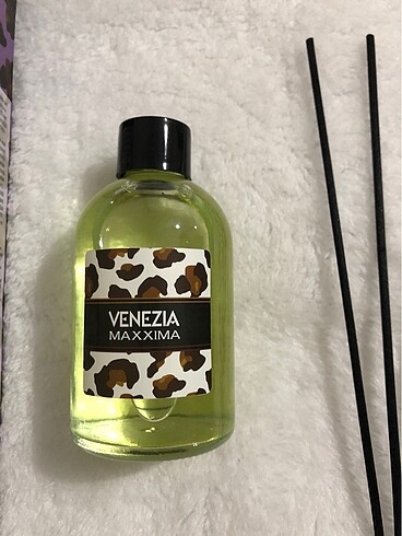 Urban Care Sıfır kutulu?. 100 ml oda kokusu?. Ev ve ofis için uygundur? kok