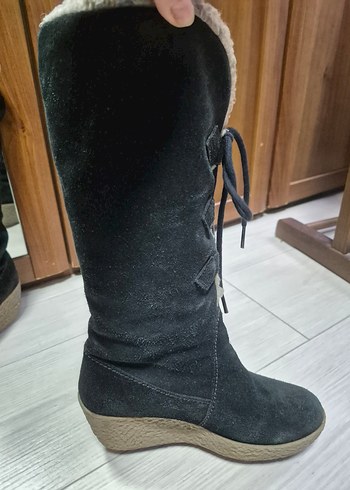 SİYAH Süet Dolgu Topuklu Kürklü Kadın Bot - Görsel 9