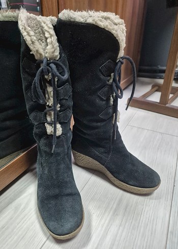 SİYAH Süet Dolgu Topuklu Kürklü Kadın Bot - Görsel 6