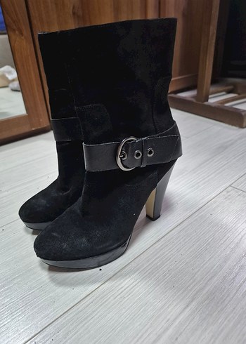 Siyah Süet Kemerli Bot - Görsel 5