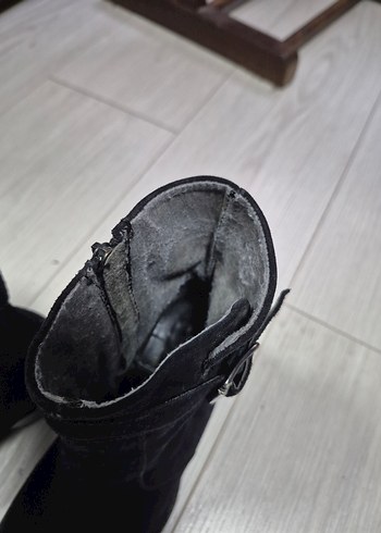 Siyah Süet Tokalı bot - Görsel 5