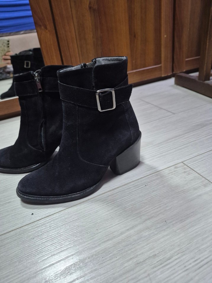 Siyah Süet Tokalı bot - Görsel 3