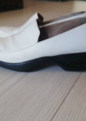 ZARA Beyaz Kadın Blok Topuklu Klasik Ayakkabı - Görsel 6