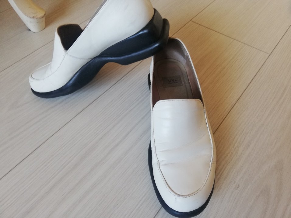 ZARA Beyaz Kadın Blok Topuklu Klasik Ayakkabı - Görsel 3