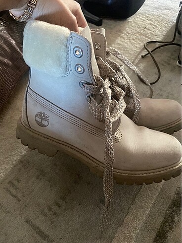 Timberland Timberland bot