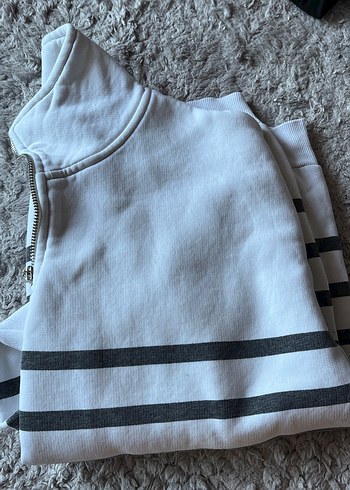 Gri Çizgili Beyaz Pamuklu Yarım Fermuarlı bol Sweatshirt