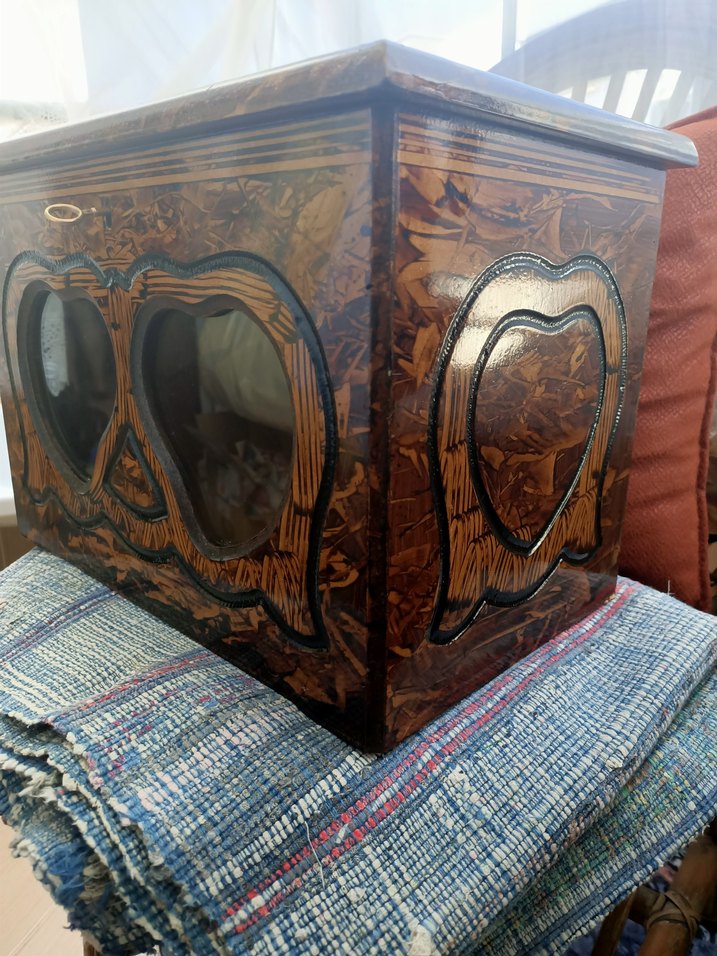 Ahşap sandık camlı kilitli - Görsel 3