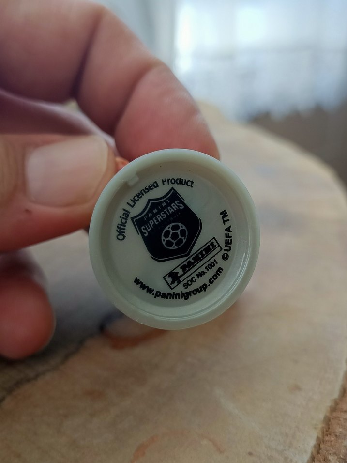 Renkli Kırmızı Futbolcu Figürü Euro 2016 - Görsel 3