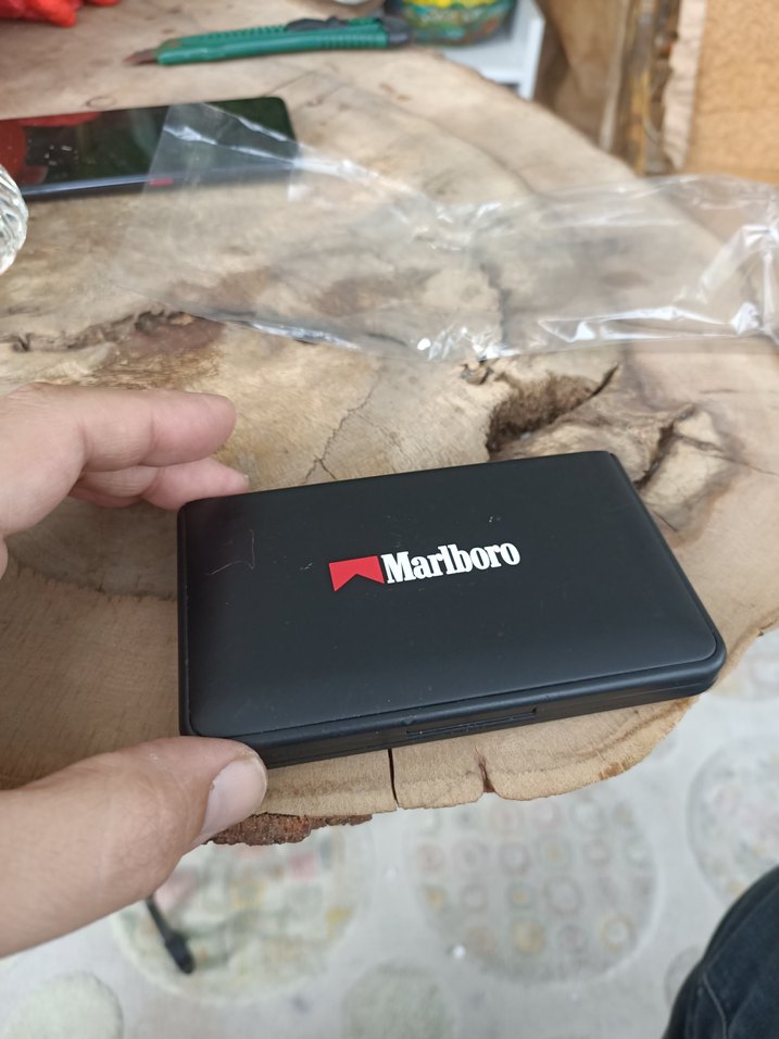 Siyah Marlboro Hesap Makinesi - Görsel 4