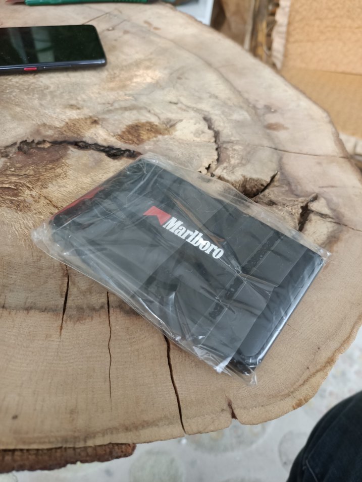 Siyah Marlboro Hesap Makinesi - Görsel 3