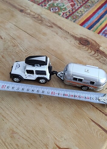 karavan ve jip