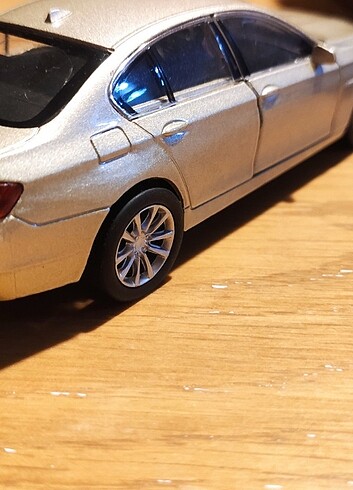 Beden Renk BMW 3.35i metal çek bırak kapıları açılır araba