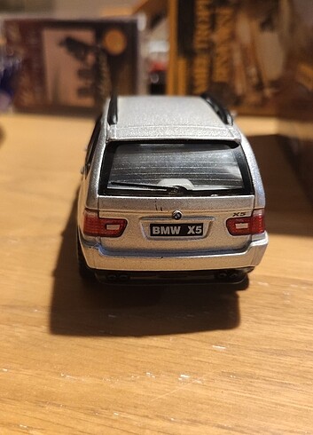 BMW X5 SUV metal araba 