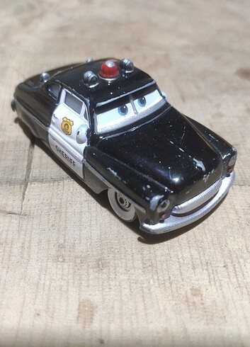 Disney Cars metal araba 