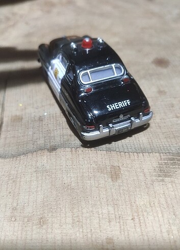Beden Disney Cars metal araba