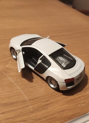 Audi RS tipi metal diecast araba 