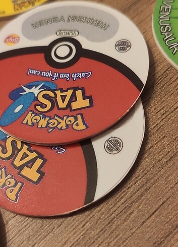 Beden Renk Pokemon hatıra tasolar