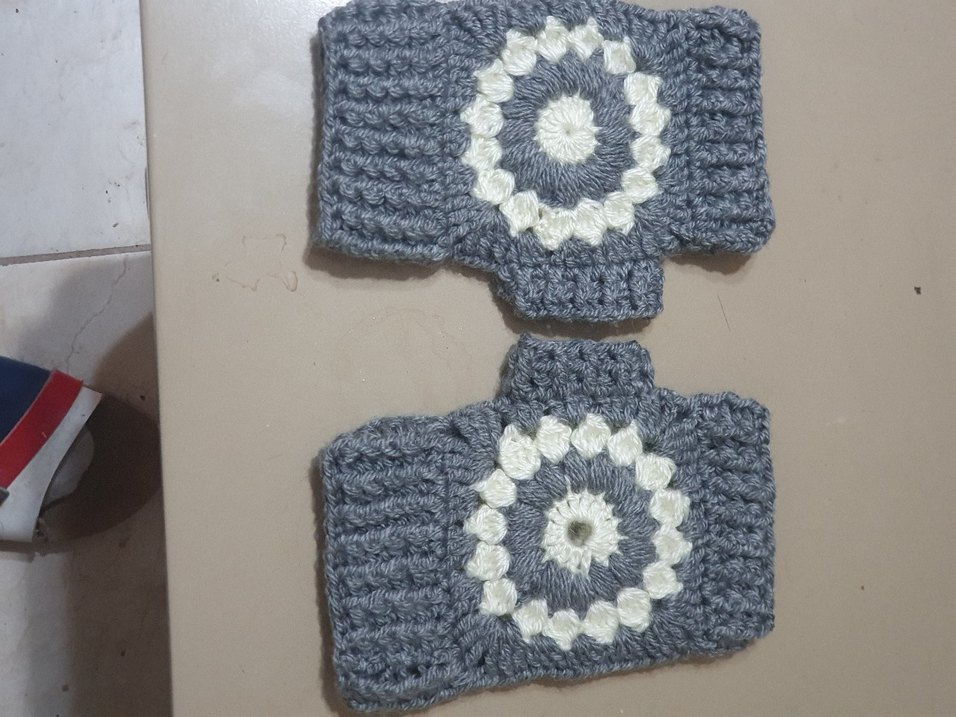 Gri Örgü Kadın Eldiven - Görsel 2