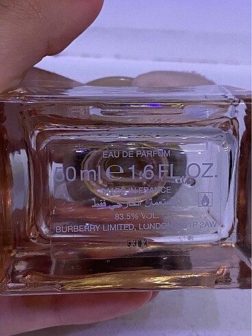 Orjinal Burberry parfüm şişesi - Görsel 2
