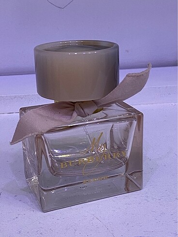 Orjinal Burberry parfüm şişesi - Görsel 4