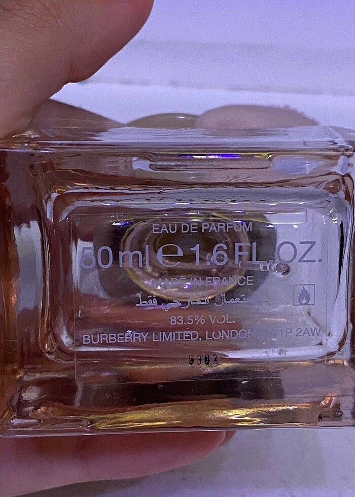 Orjinal Burberry parfüm şişesi - Görsel 2