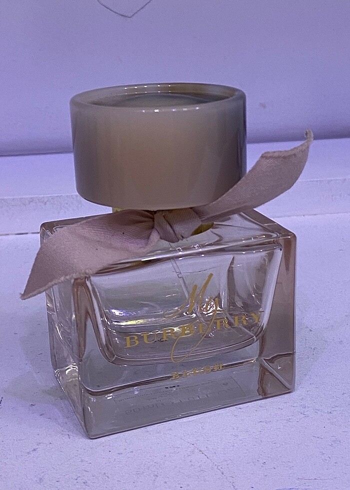 Orjinal Burberry parfüm şişesi - Görsel 4