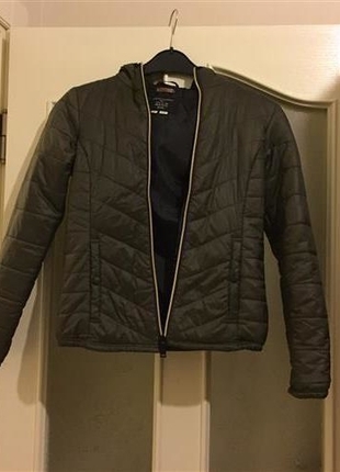 bershka mont