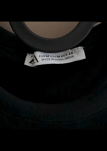 Siyah Yüksek Yakalı Mini Kadın Atlet - Görsel 2