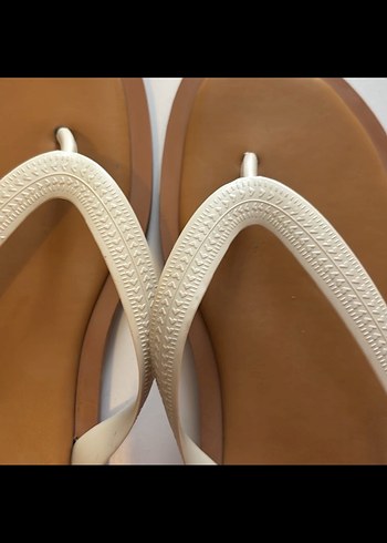 Beyaz Kadın Dolgu Topuk Terlik - Görsel 3